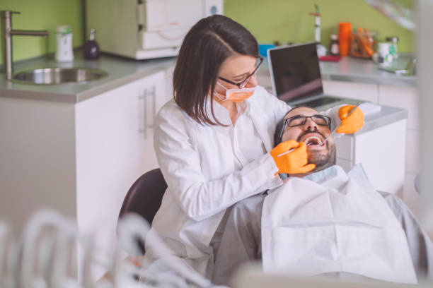 Best Emergency Gum Treatment in Commerce, CA